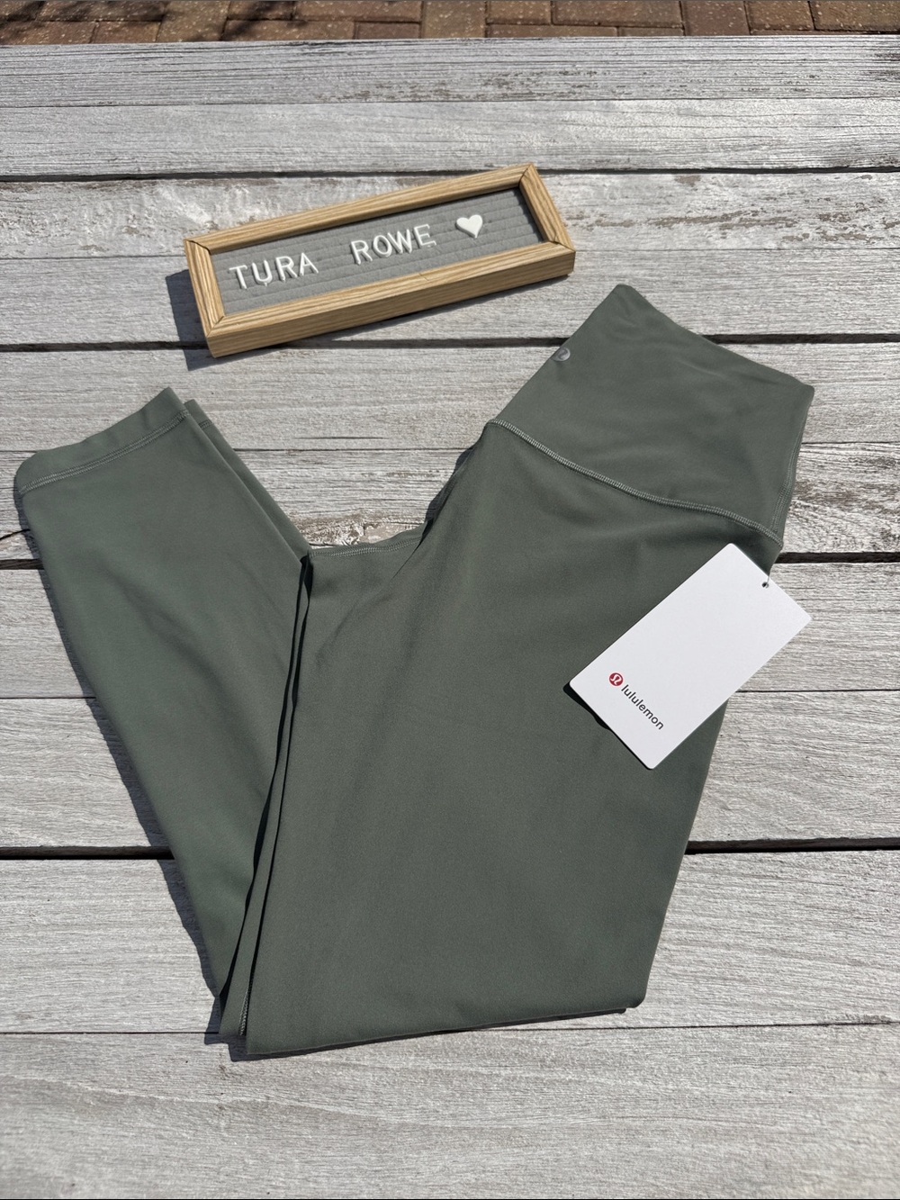 Lululemon Align No Line High-Rise Pant 25” Willow Leaf Size 8 NWT